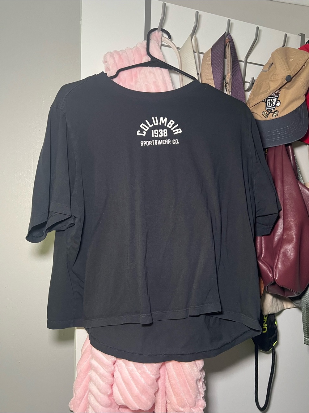 Columbia Black Short-Sleeve Logo Tee - Women's